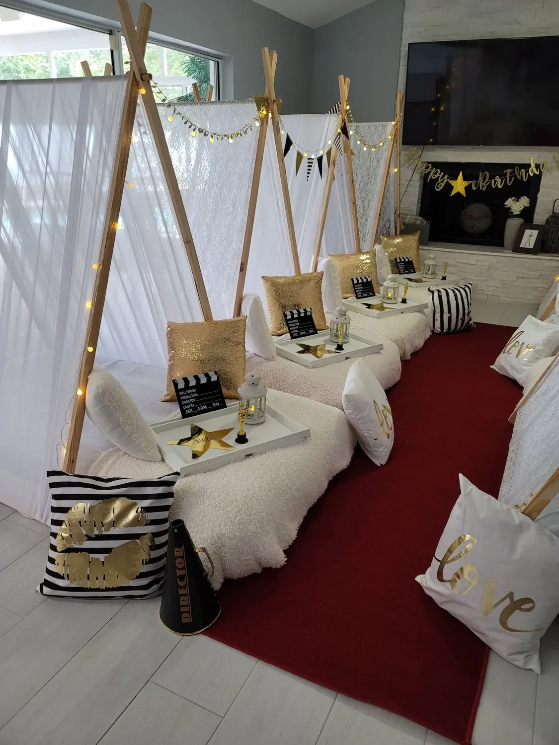 Glamorous sleepover party theme